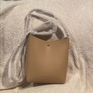 Samara vegan shoulder bag